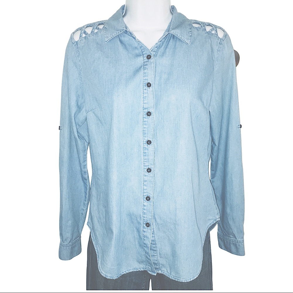WOMEN’S RED TULIPS DENIM LOOK SHIRT SIZE M